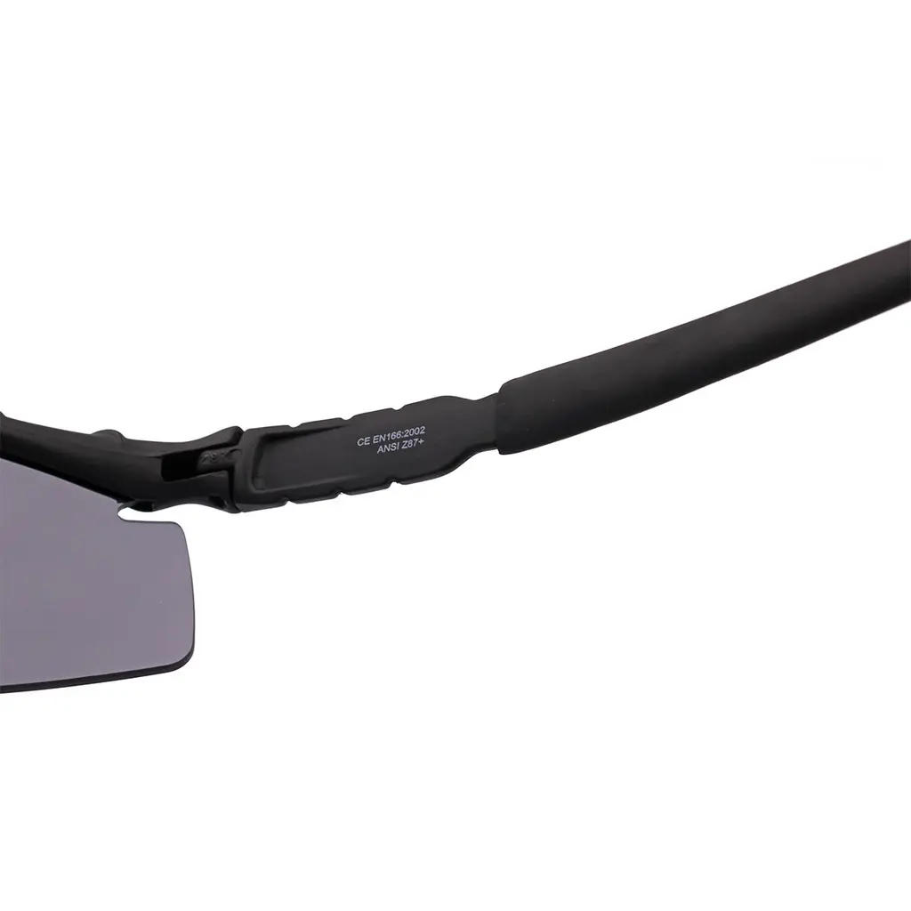GAFA CORSO REVENGE ROGER 3 LENTES NEGRA (1).webp