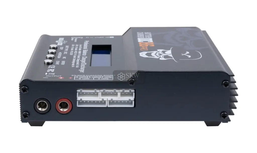 cargador-balanceador-b6-pro-duel-code-con-transoformador-de-corriente (2).webp