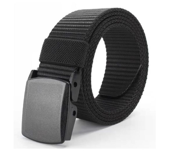 CINTURÓN CON HEBILLA DE PLASTICO - NEGRO