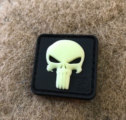 [268110] PUNISHER RUBBER PATCH GLOW IN THE DARK